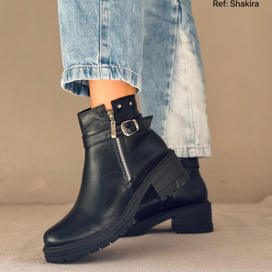 Botín Macarena en cierre de cuero,